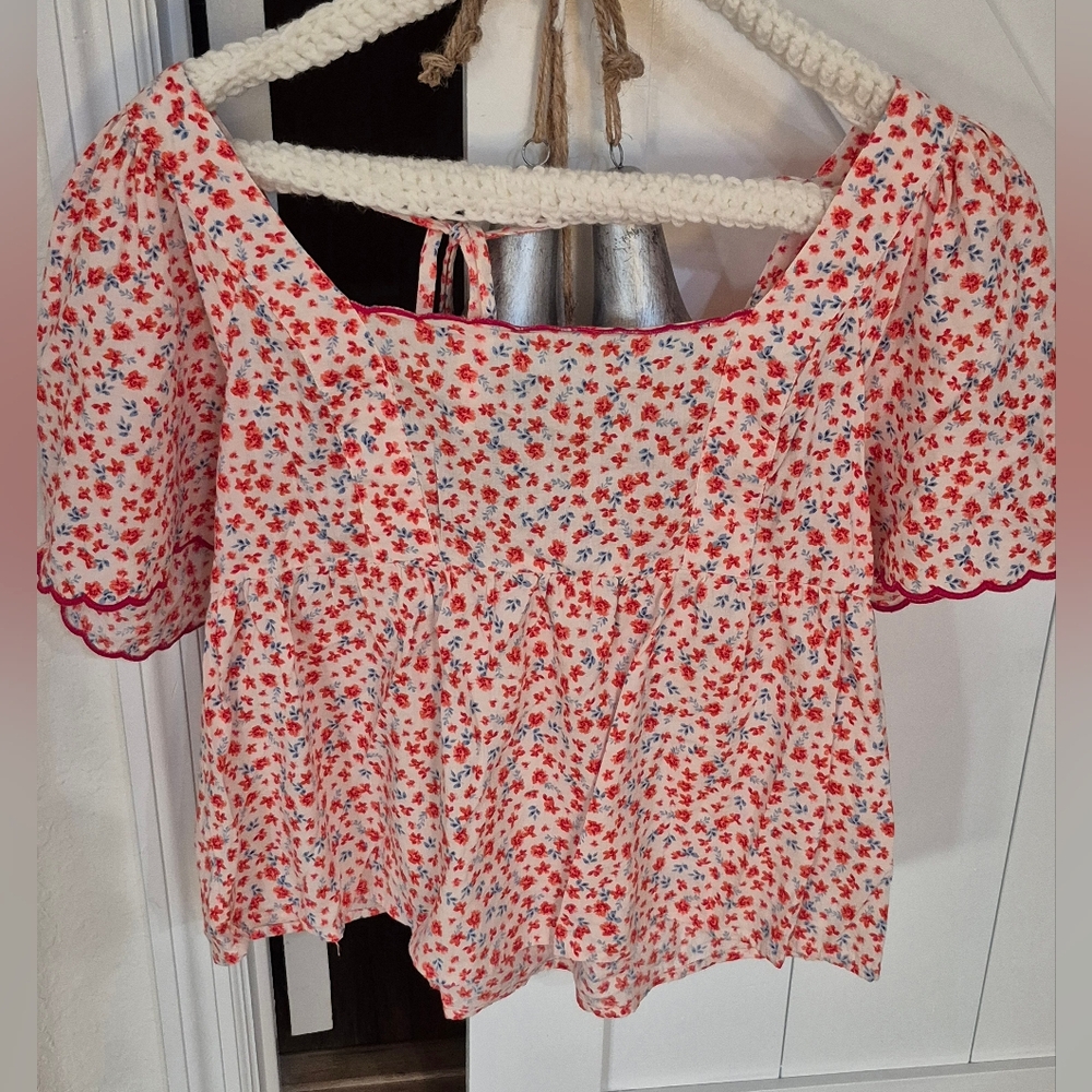 Old Navy Orane/Red Floral Blouse